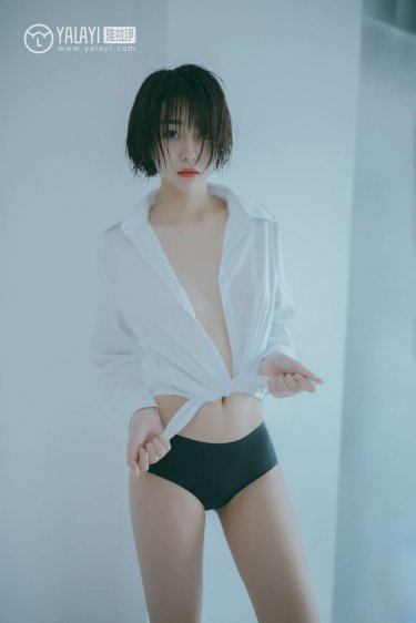 美女脱衣服软件