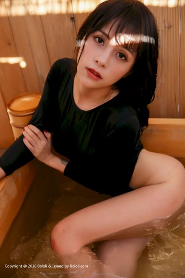 李彩潭